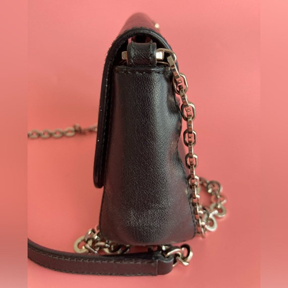 🚫SOLD🚫 FERRAGAMO
Leather Chain Link Crossbody Bag - Picture 7 of 12